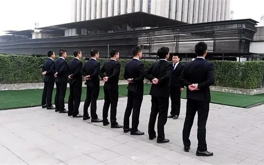 天门揭秘：如何选择靠谱的收债公司？老司机给你支招